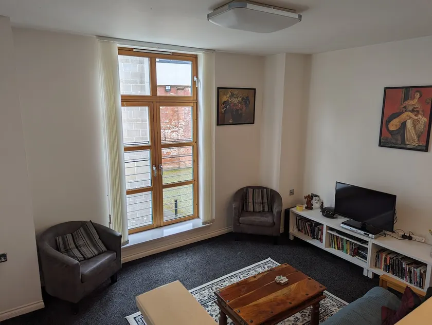Stylish city centre flat, Dundee - Image 1