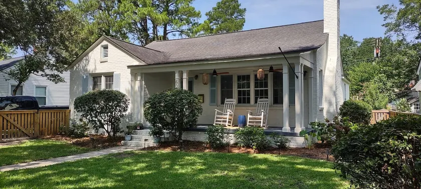 Cozy Cottage in Willowbank - Image 1