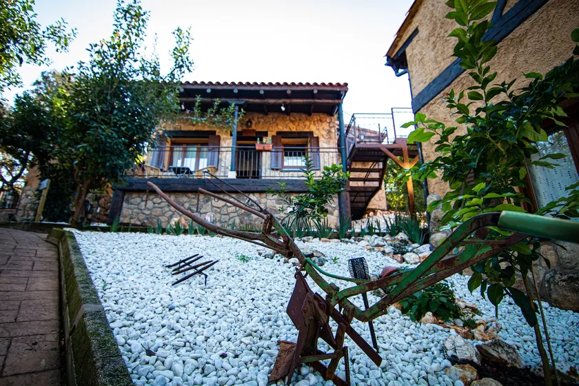 Rural Stone Apartments - Image 1