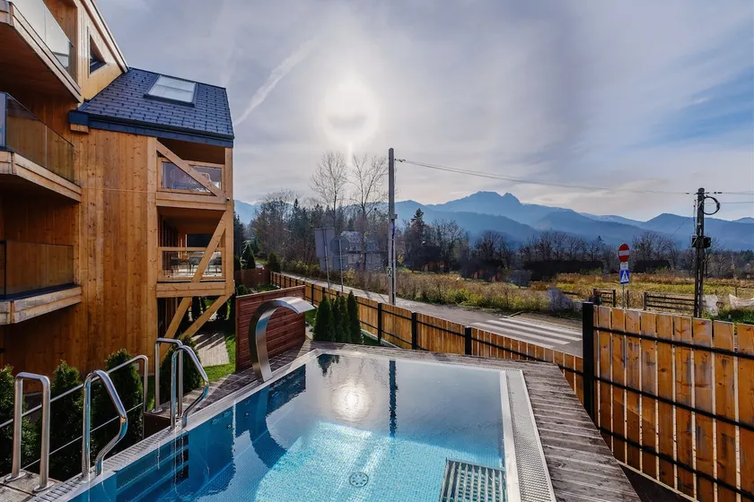 Wataha apartment with sauna, jacuzzi and parking - Image 1