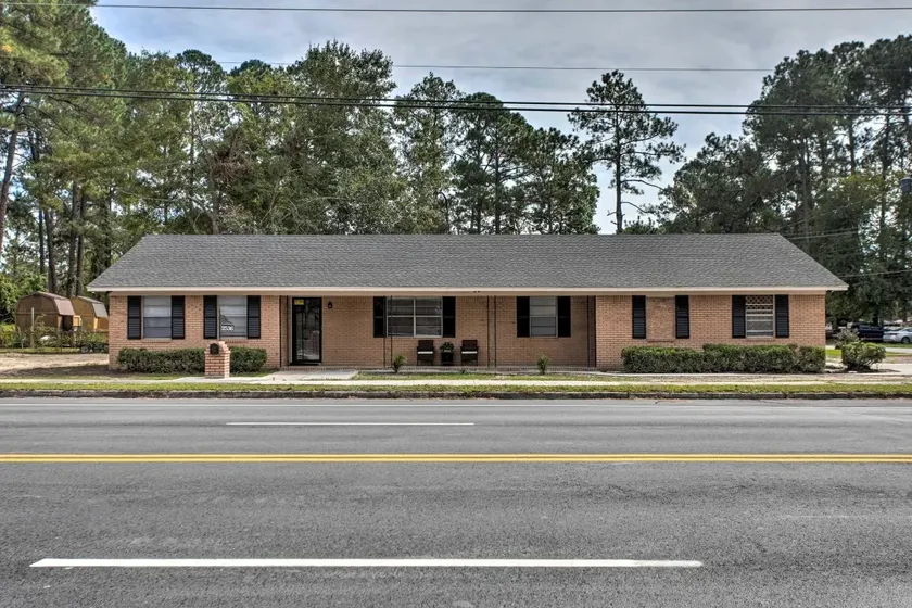 Entire 2536 Tebeau St. Getaway - Image 1