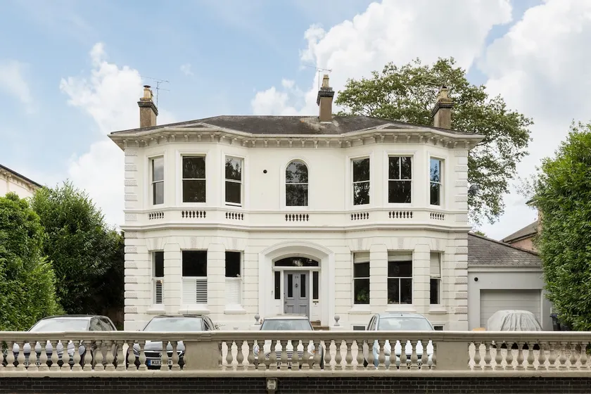 Stylish 2Bed in Leamington Spa with Parking - Pass The Keys - Image 1