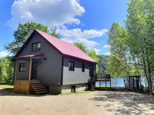 Le Chalet Deschênes - Image 1