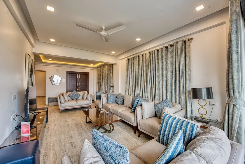 5BHK Arlington Contemporary by The Rentalgram - Image 1