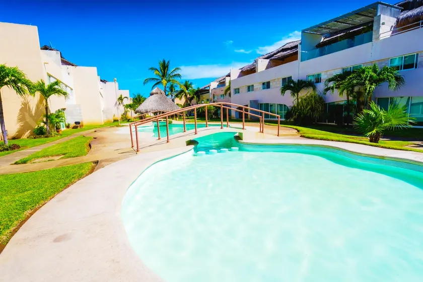 Villa for 8 with jacuzzi in Diamante - Image 1