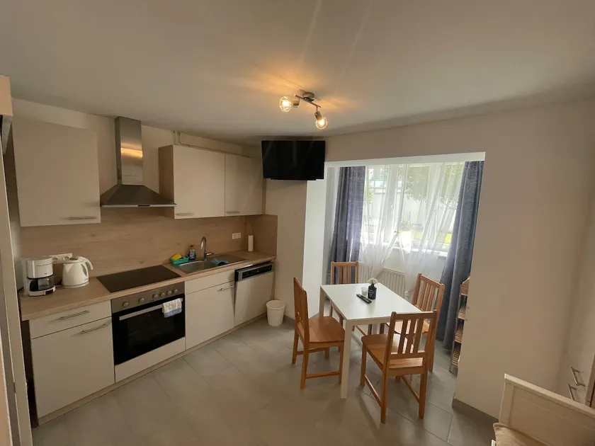 1 room-Apartment-city location - Image 1