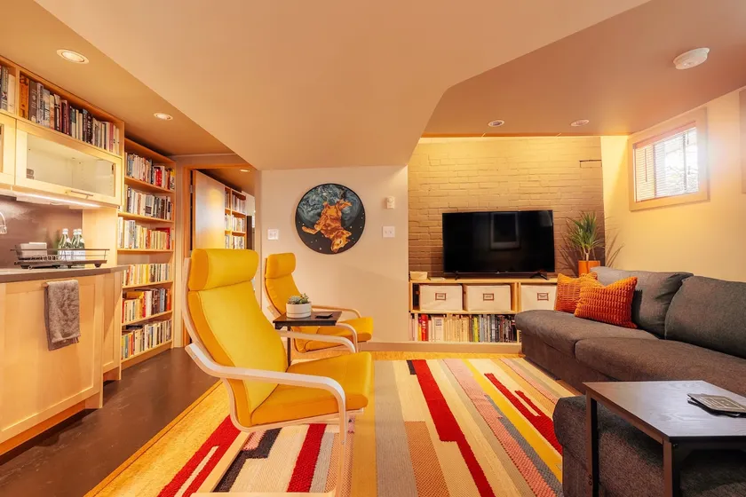 Sunny Seattle Summer Stay Near UW and Lake Union! - Image 1