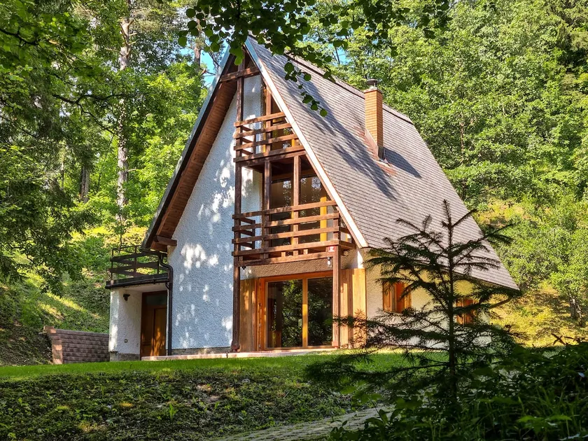 Jakob Cabin - Image 1