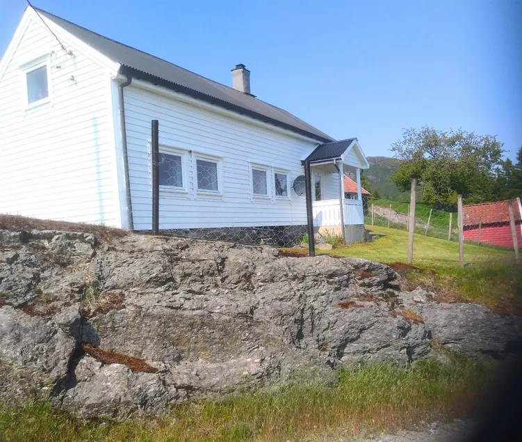 ”Plasset” - small homestead - Image 1