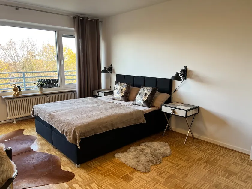 Fantastic living with a view - Image 1