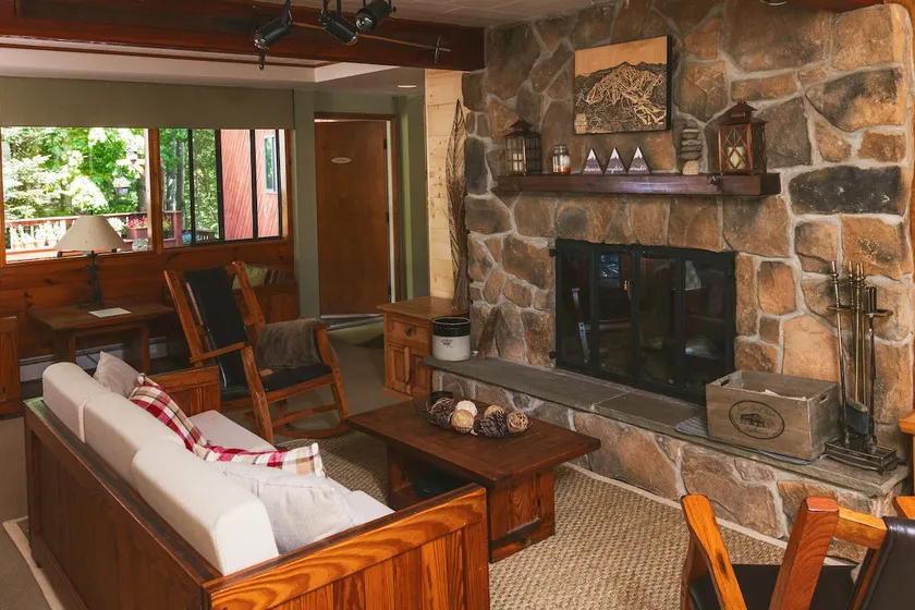 The Chalet at The Snowed Inn - Image 1