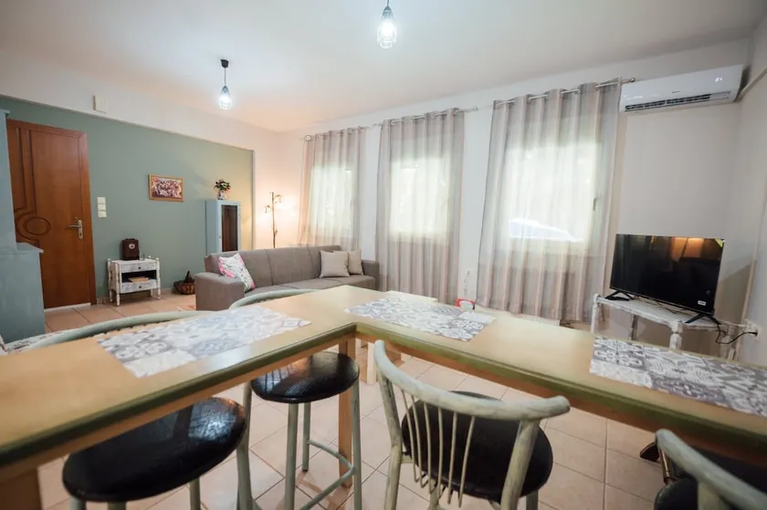 Dasillion Apartment by Alexia - Image 1