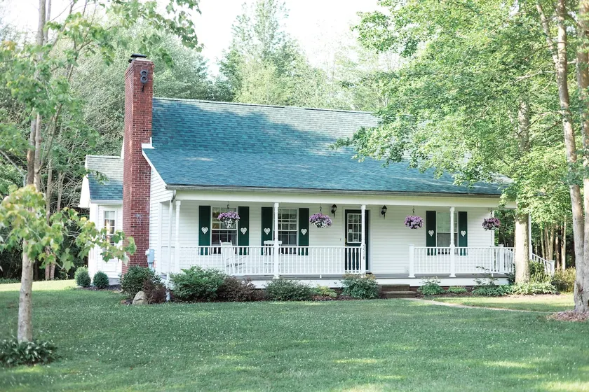 The Guesthouse at Woodsong Acres - Image 1