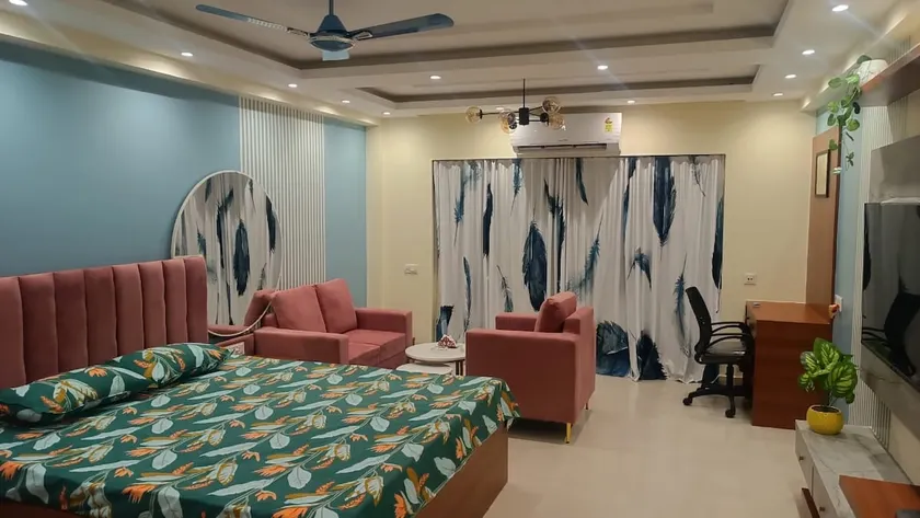 Luxurious and cozy studio apartment for rent - Image 1