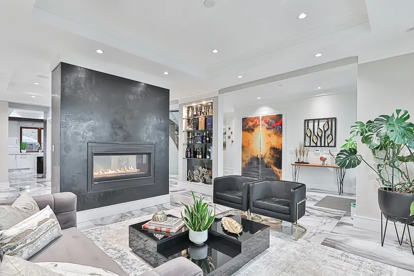 Luxurious house in Toronto - Image 1