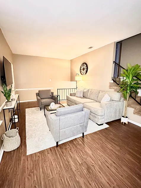 Spring Into Fondren: Sleeps 6- Short Walk to UMMC - Image 1