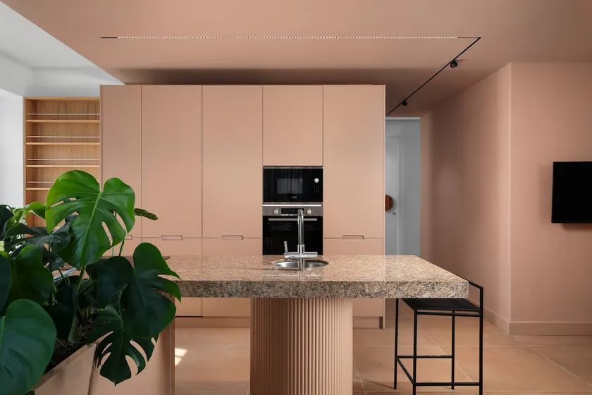 Award Winning Central Sea Views Designer Penthouse - Image 1