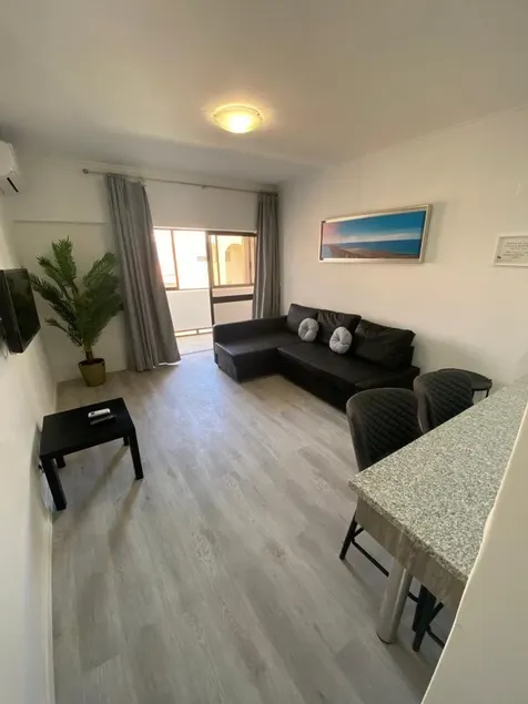 Modern apartment for 4 people - Image 1