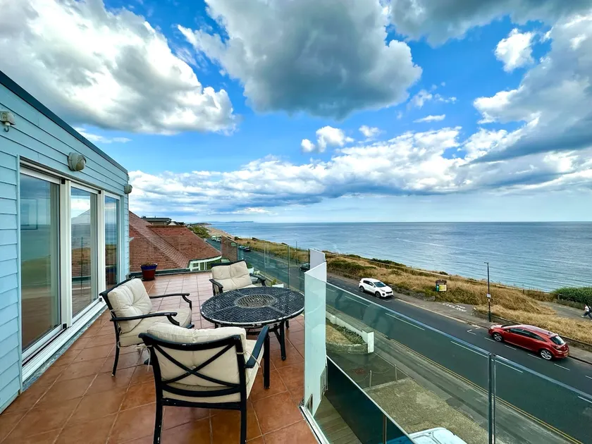 Incredible Panoramic Sea View Sleeps 4 WOW! - Image 1
