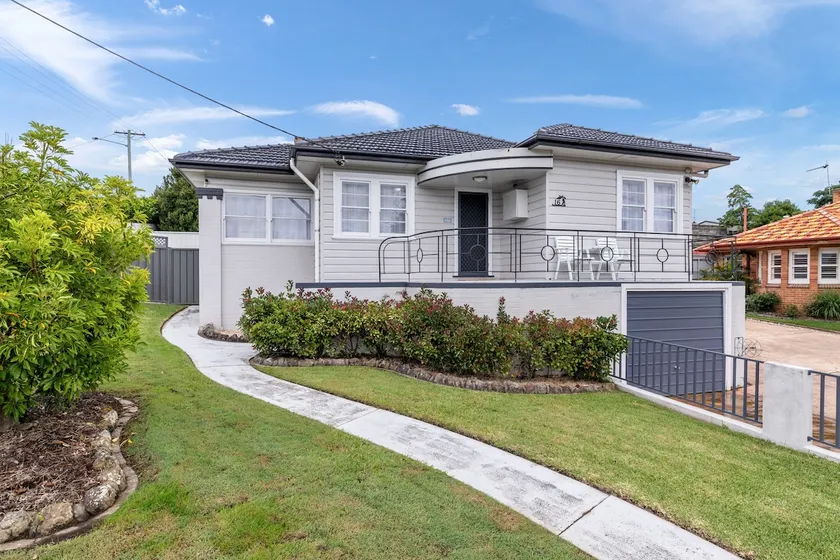 Relax on Regent - great location - pet friendly - Image 1