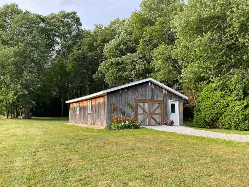 Rustic Retreat - Image 1