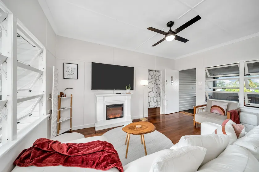 Melrose House - Image 1