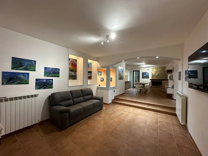 House gallery - Image 1