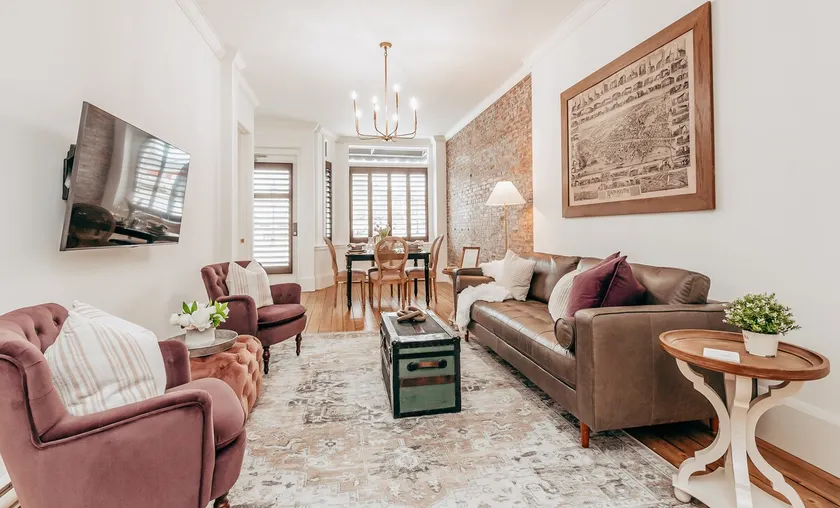 The Courier Rooms: Historic charm and luxury - Image 1