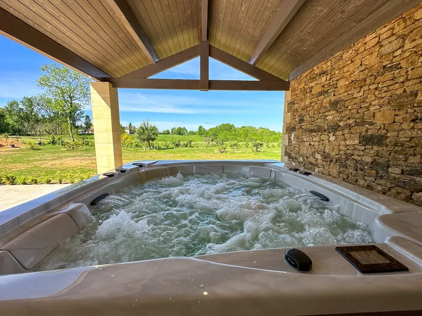 Villa Sarlat ,piscine/jacuzzi - Image 1