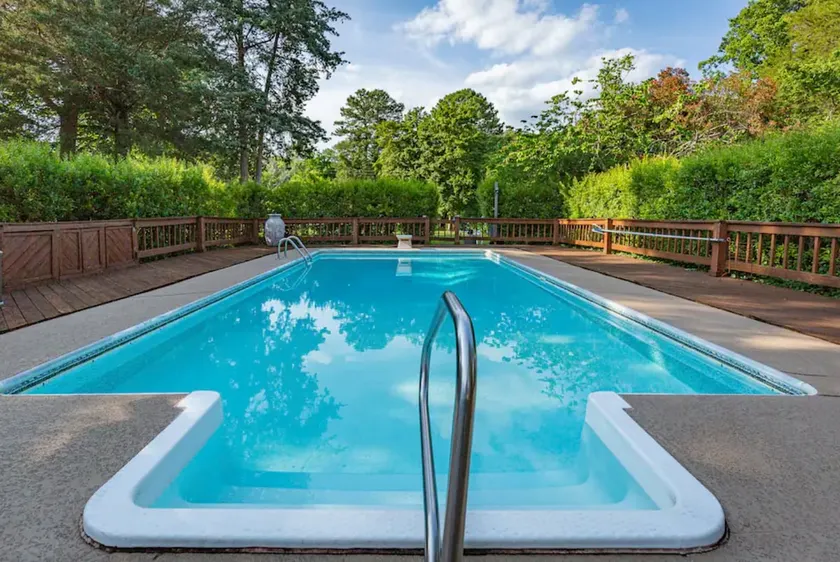Pelican Place, Cozy Retreat | Pool | Walk to Tides - Image 1