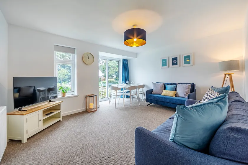 Shore House - Walton - Image 1