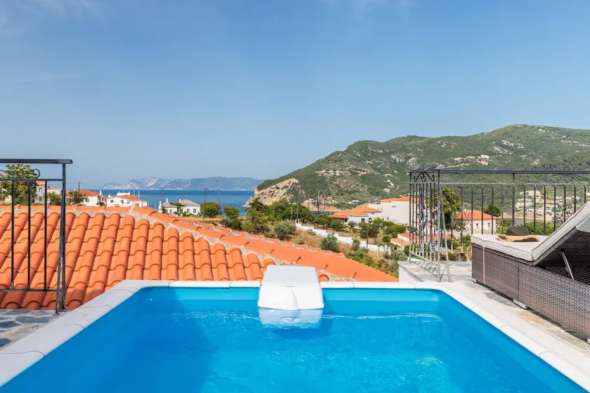 Aloupi Pool Apartment - Image 1