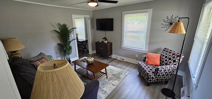 Kings Mountain Getaway - Image 1