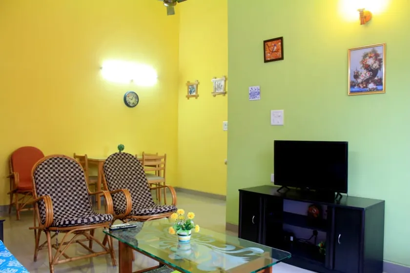Pleasant 1BHK Apartment Near Baga Beach - Image 1