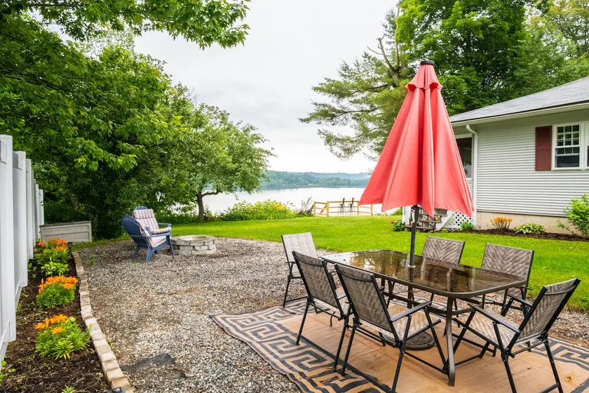 Lake House, Lake Memphremagog, Jay Peak, Private - Image 1