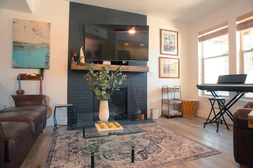Ski Condo w In Unit Sauna, Remodeled Luxury - Image 1