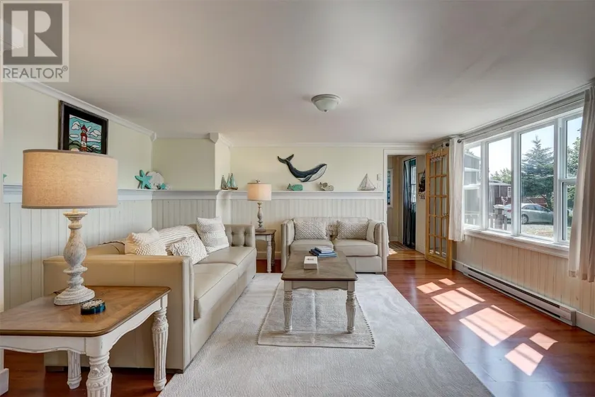 Spacious Renovated 3BD Home With Ocean View - Image 1