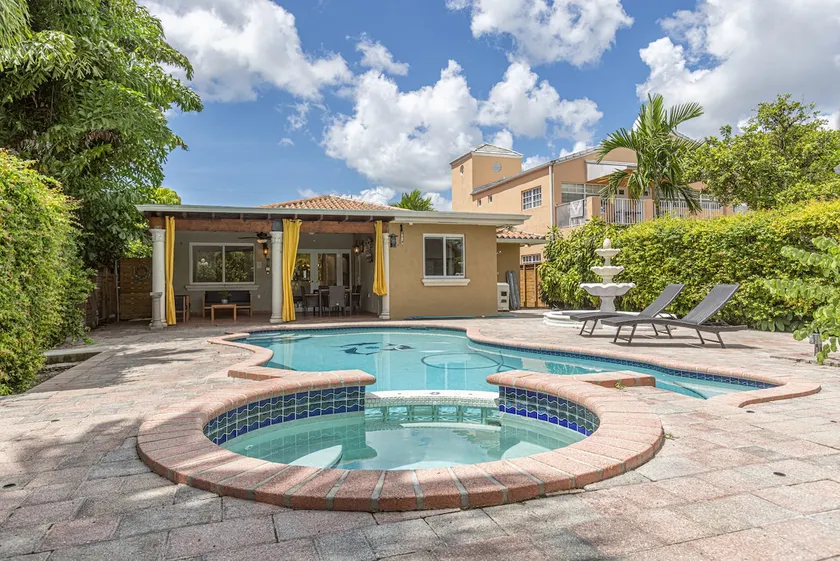 Arabic Villa • Heated Pool • Near Gables - Image 1