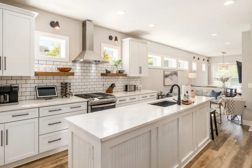Luxury downtown stunner with patio oasis - Image 1