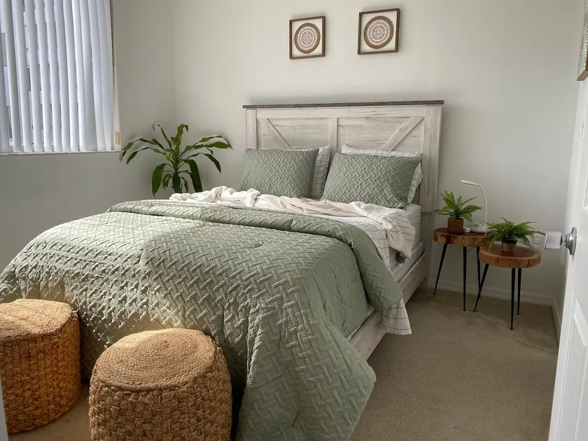 Cozy and warm apartment strategically located - Image 1