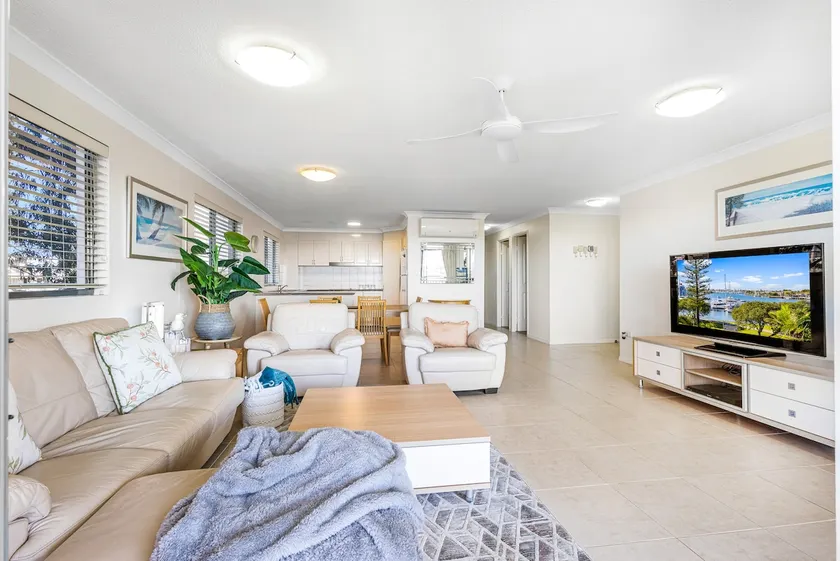 Salty Kisses @ Riverdance - 3 bedroom apartment - Image 1
