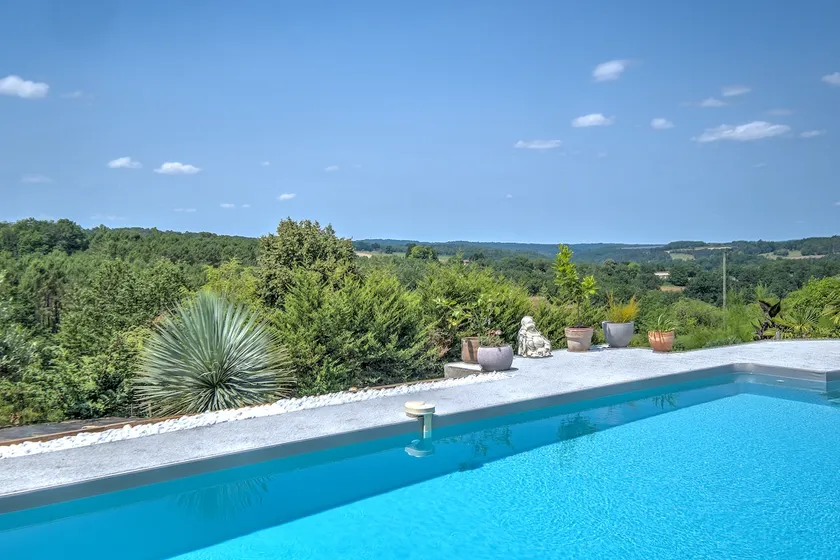 Jean Petit, Zen pool, Wi-Fi - Image 1