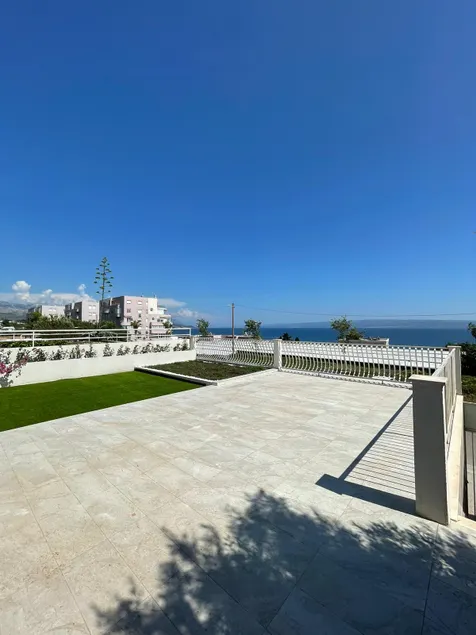 Royal Lux Residence with Spa - Image 1