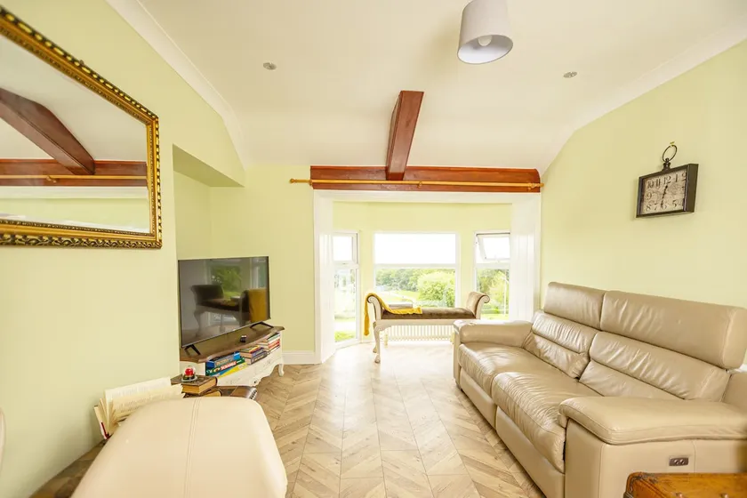 The Seaview - South Shields - Panoramic Sea Views - Image 1