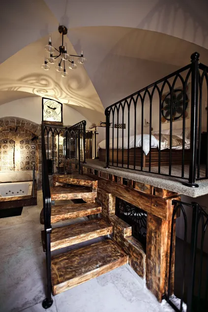 Templars suite - Image 1