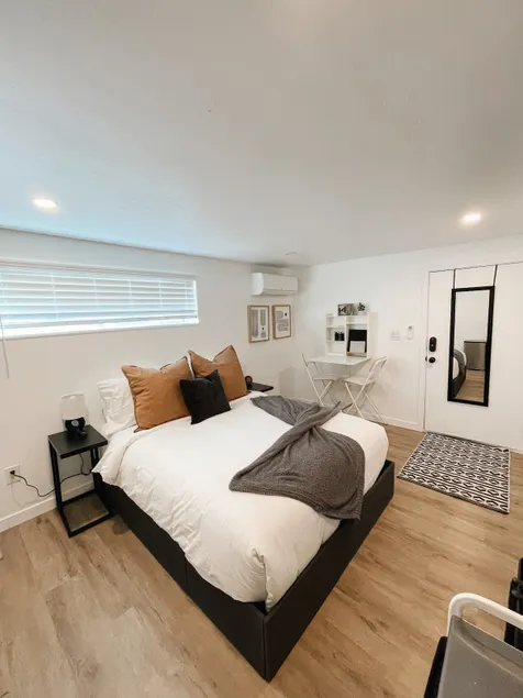 North SLC Suite B - Image 1