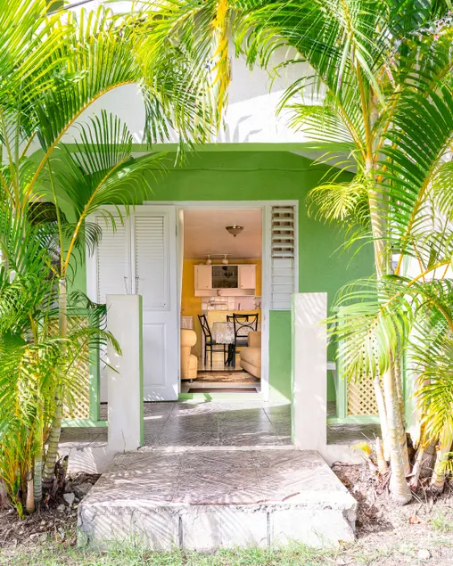 Apartment 58 at Golden Mile - Image 1