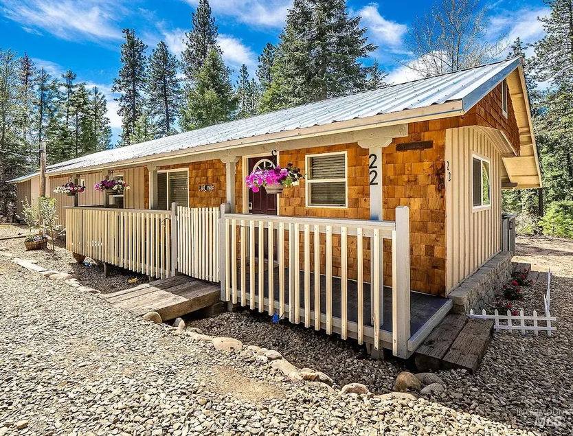 Shady Delight at Terrace Lakes in Garden Valley - Image 1
