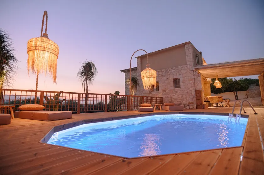 Stone Villa, near Heraklion - Image 1