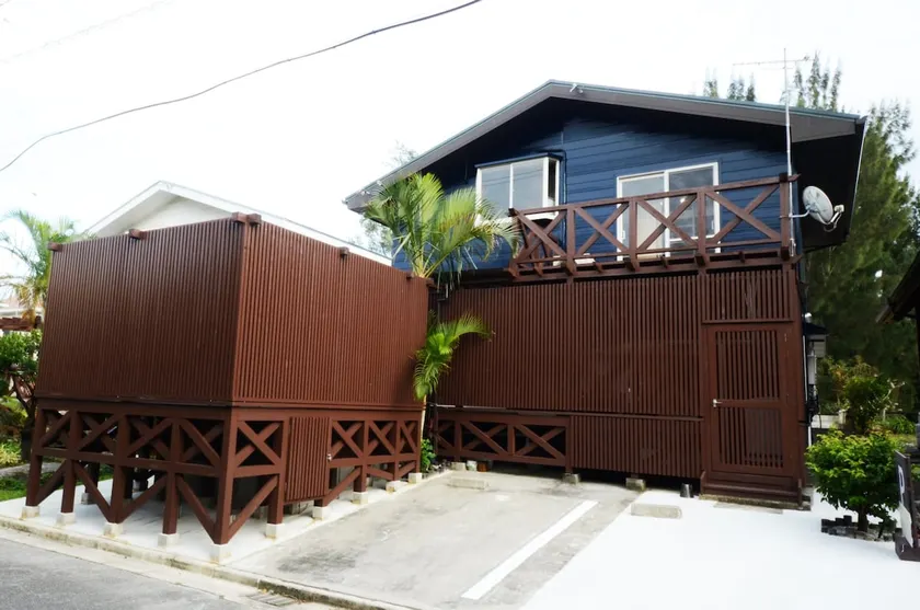 Log in Okinawa -attic- - Image 1